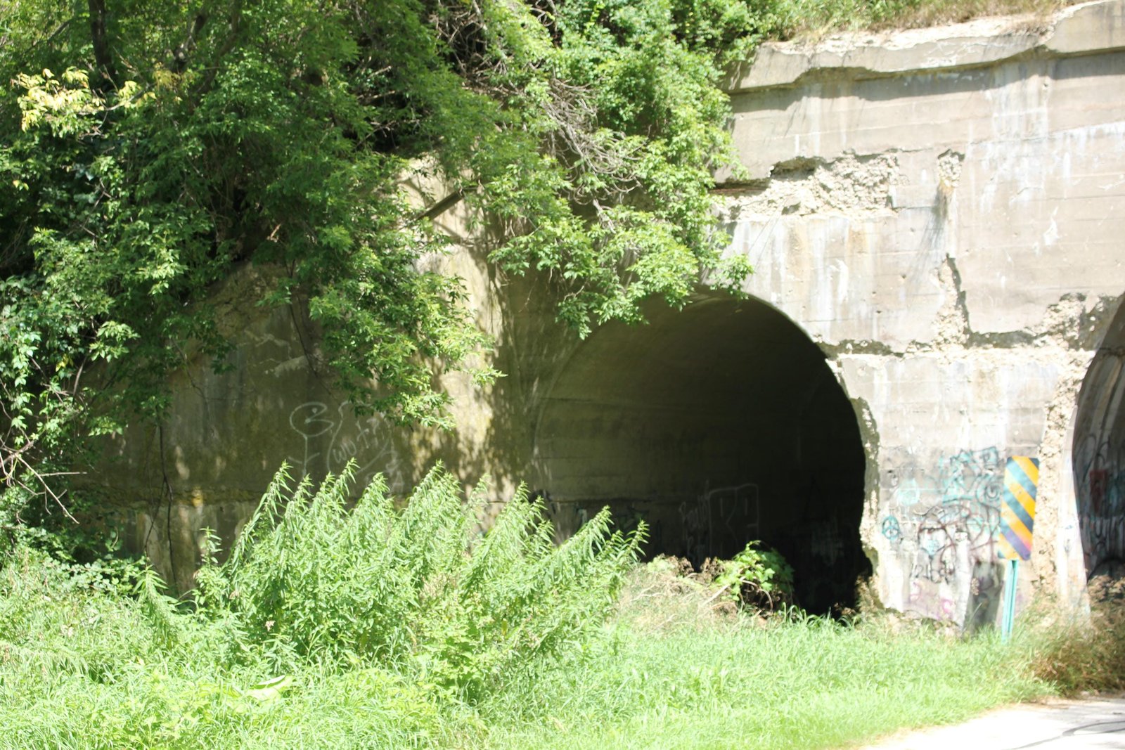 North abutment